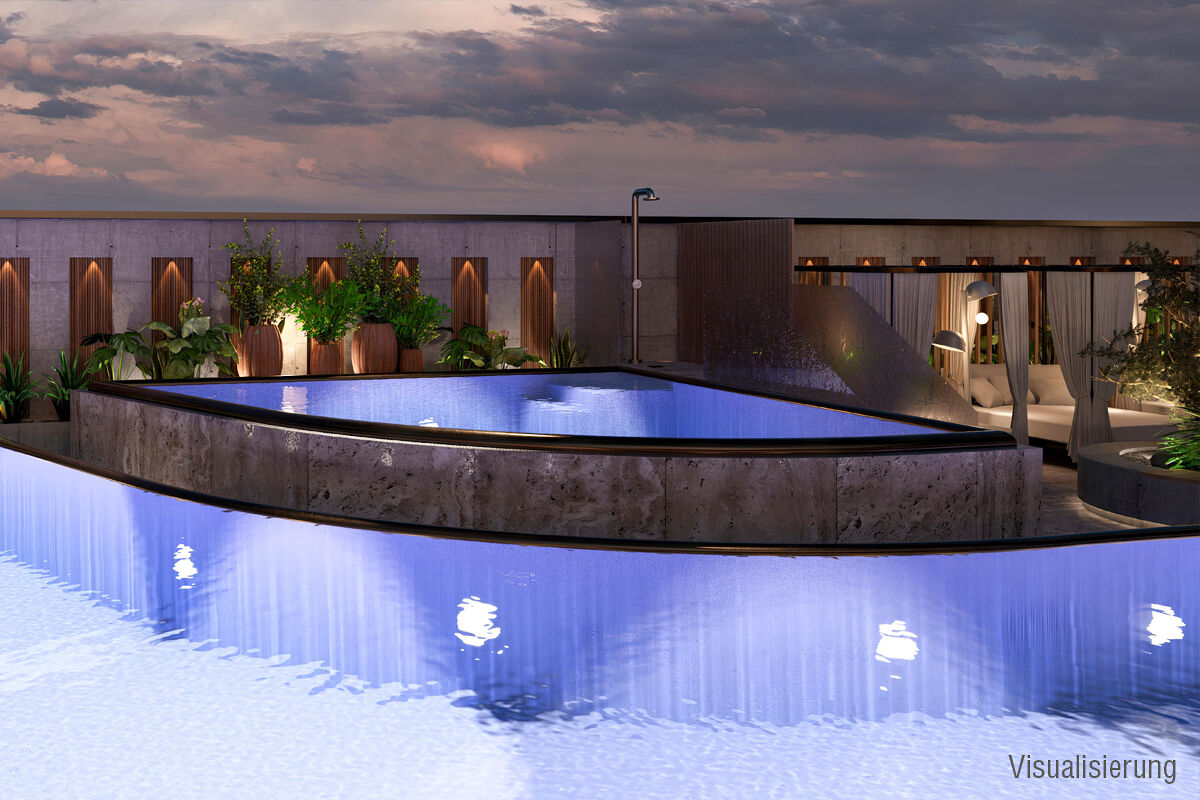 Sole-Pool aus Bayerwald-Granit im Wellnesshotel Jagdhof